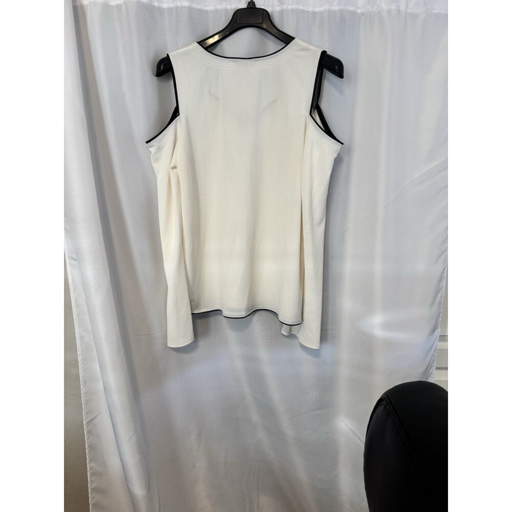 Banana Republic Cold Shoulder Knit Top XL Ivory Black Contrast Trim V-Neck - Picture 9 of 9